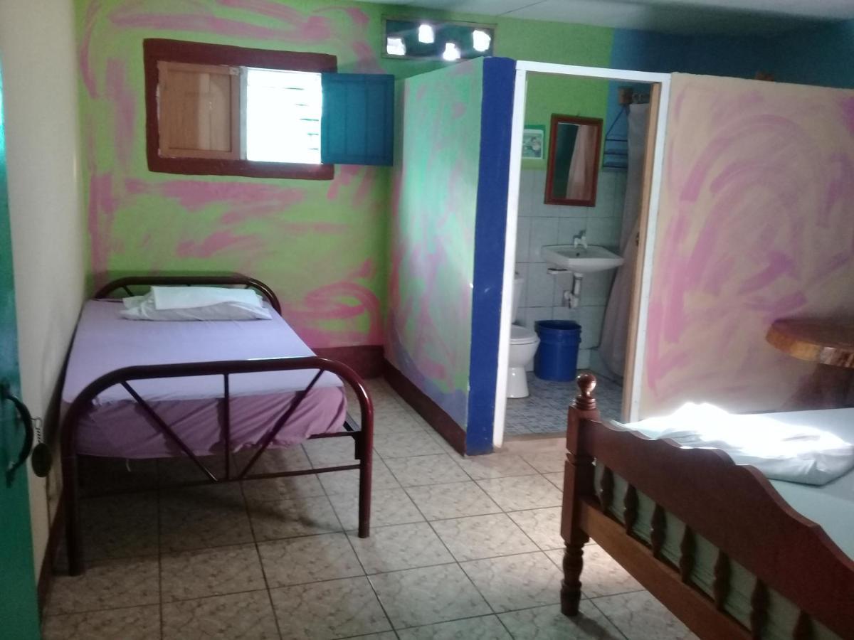 Hostal Maria Rivas Esterno foto