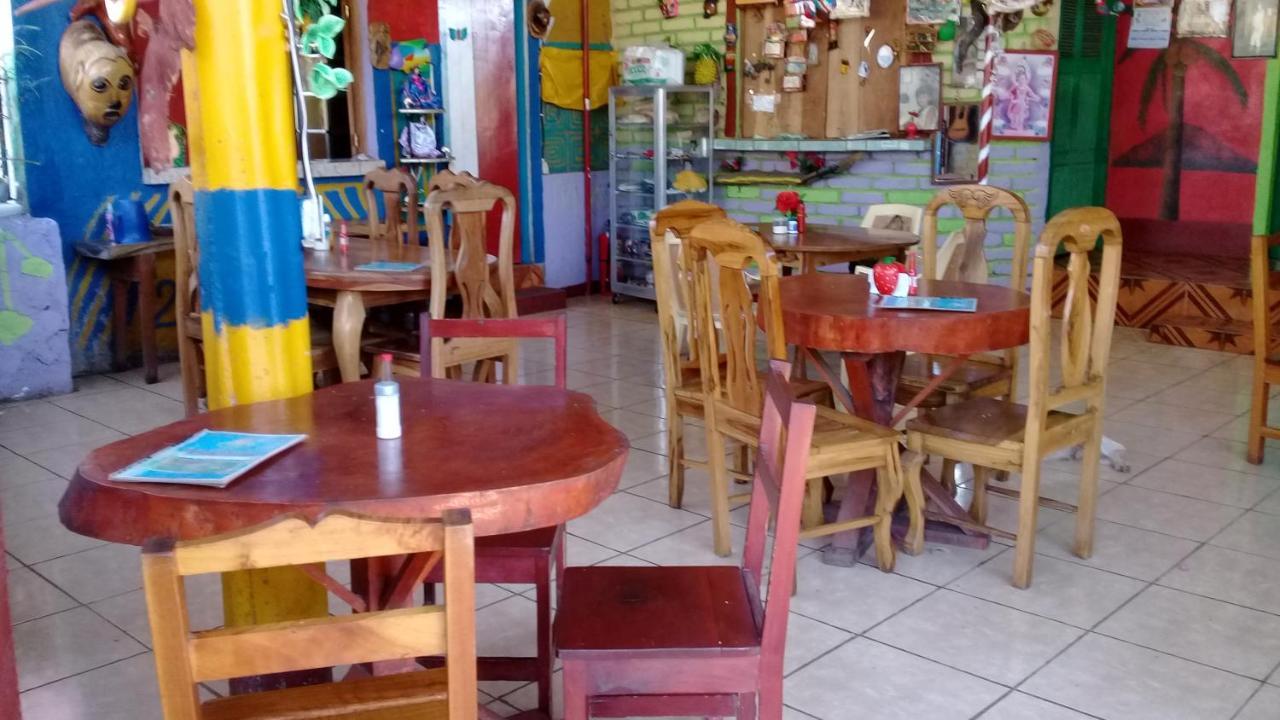 Hostal Maria Rivas Esterno foto