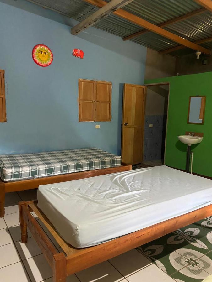 Hostal Maria Rivas Esterno foto
