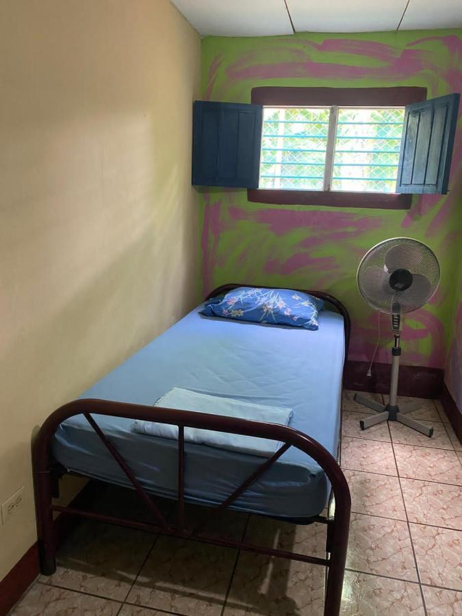 Hostal Maria Rivas Esterno foto