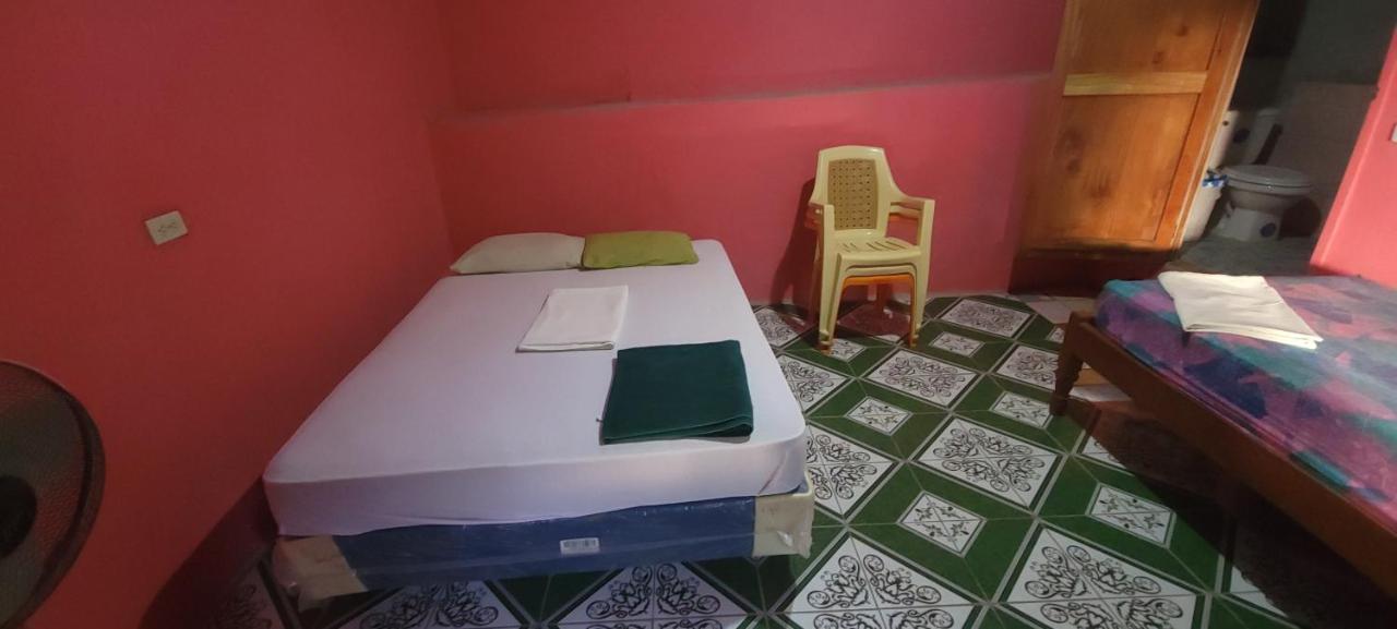 Hostal Maria Rivas Esterno foto