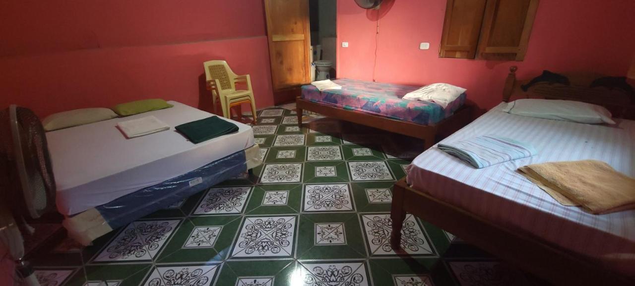 Hostal Maria Rivas Esterno foto