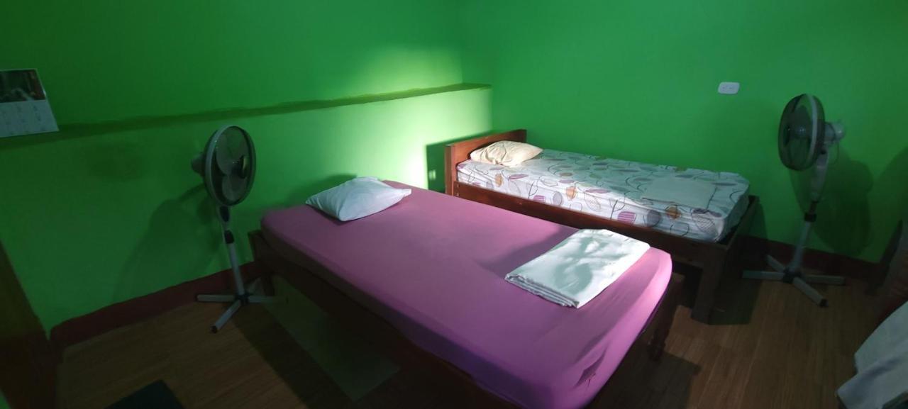 Hostal Maria Rivas Esterno foto