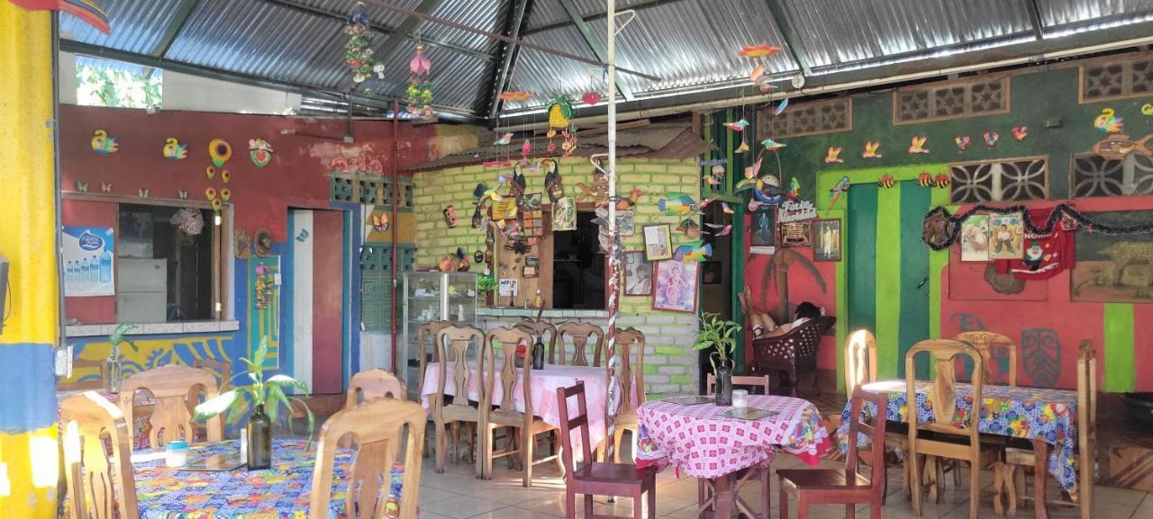 Hostal Maria Rivas Esterno foto
