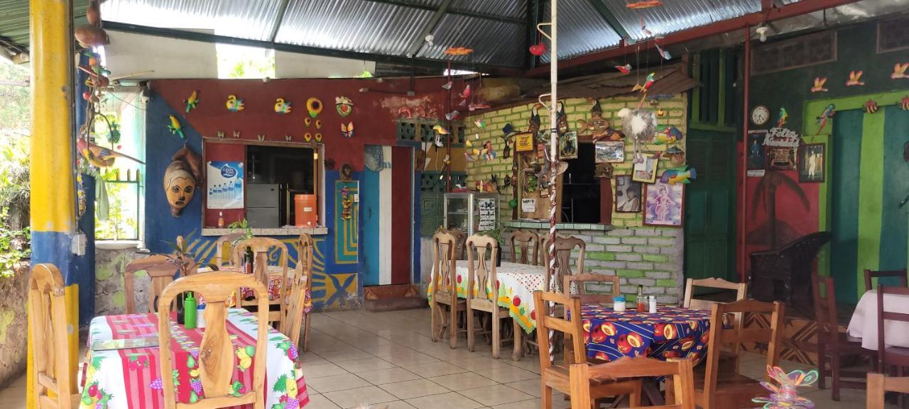 Hostal Maria Rivas Esterno foto
